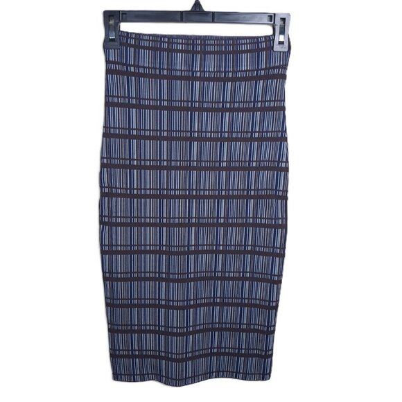 NWT BCBGMAXAZRIA Leger Plaid Knit Cool Grey Pencil Skirt S Office Date Night - Picture 4 of 8